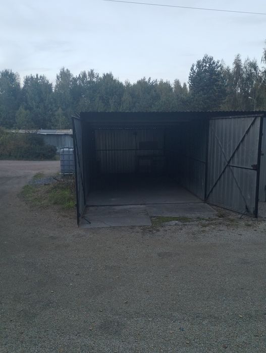 Garaż blaszany w Pawłowicach - Widok 2