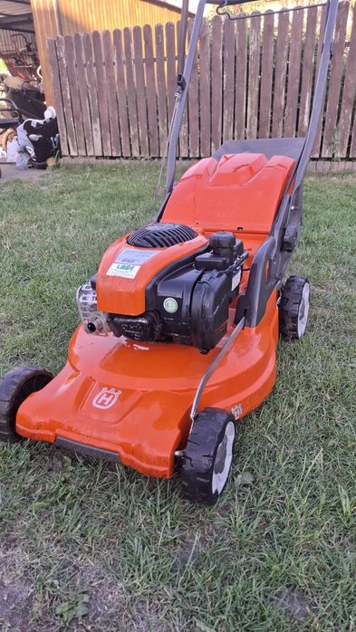 Kosiarka spalinowa Husqvarna LC 247s