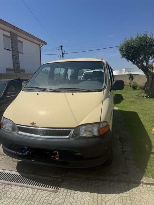 Toyota hiace 9 lugares