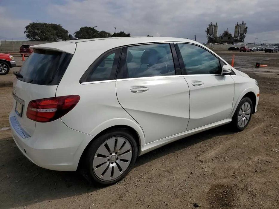 Бампер Mercedes B-Class W246 розборка шрот