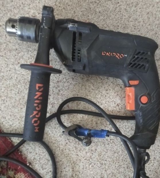Продам дрель Днипро