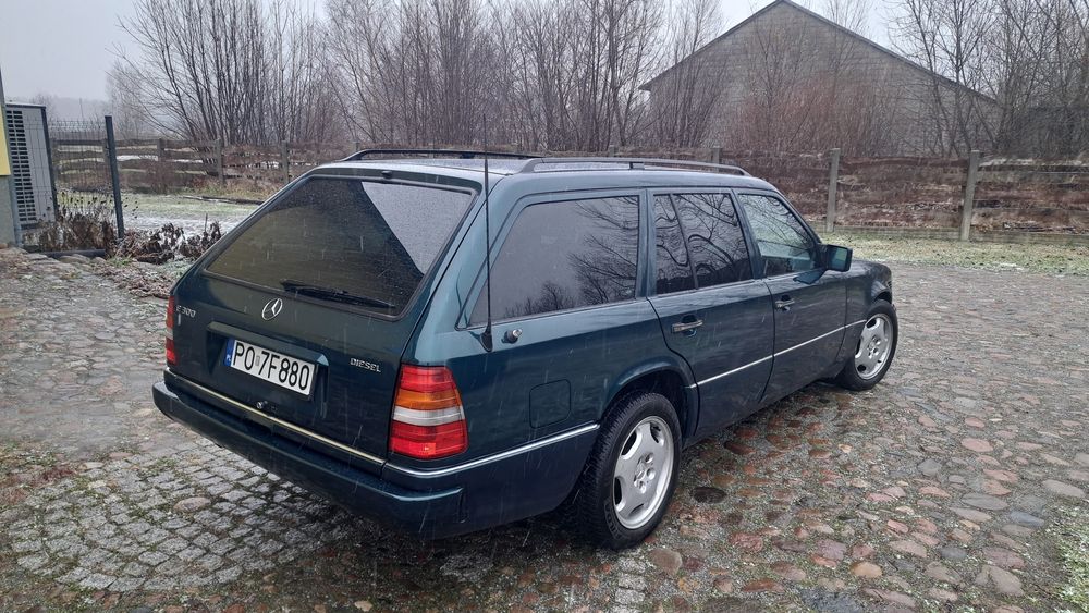 Mercedes w124 E124 300D 1996 r Opoczno • OLX.pl