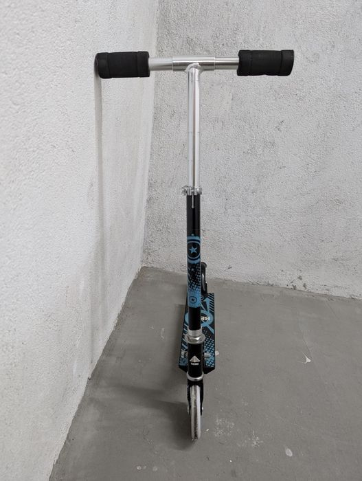 Trotinete criança ajustável