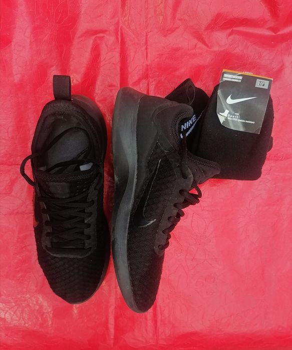 Nike Air Max Kantara  орuджuнаL  43-й розм. Плюс носки