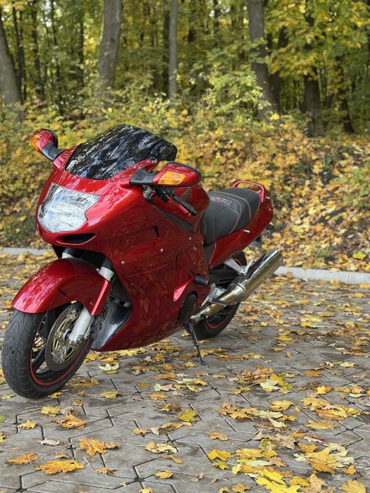 Honda CBR1100XX Super Blackbird's 2002року