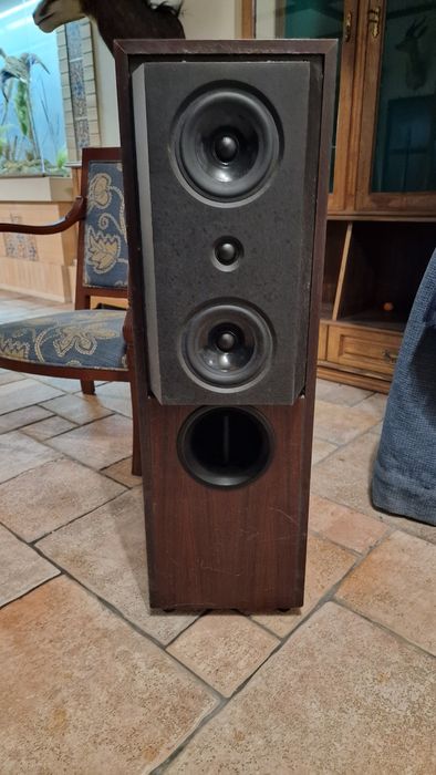 KEF Reference Series Model 104/2