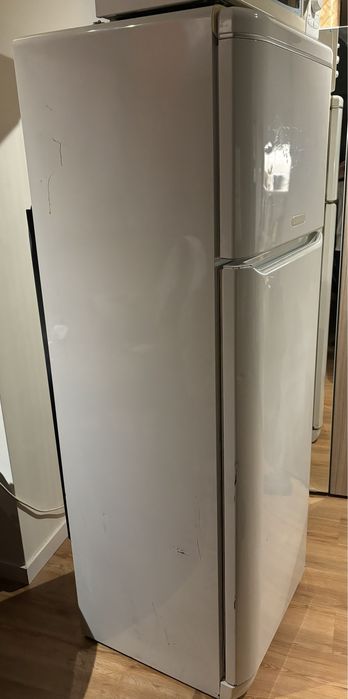 Frigorífico/Congelador Ariston