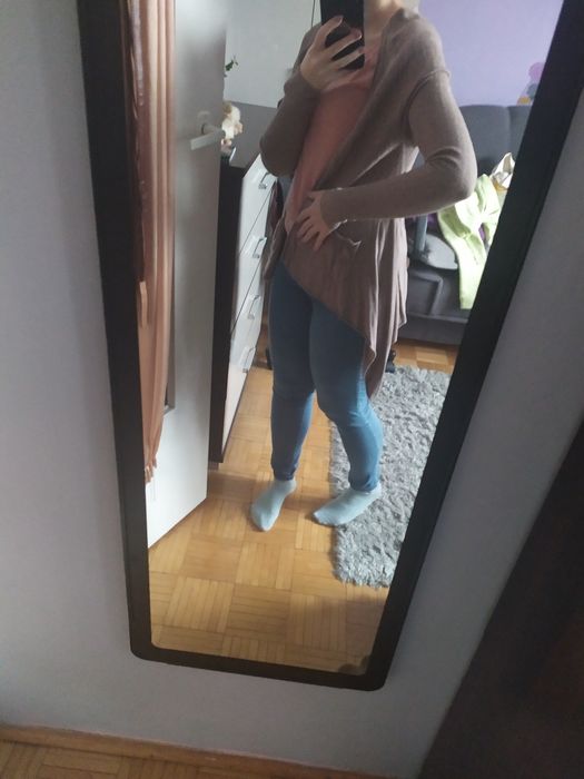 Asymetryczny kardigan