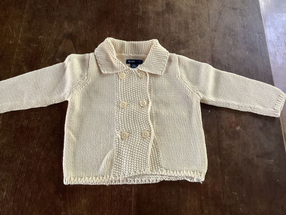 Casaco malha bebé Marca GAP