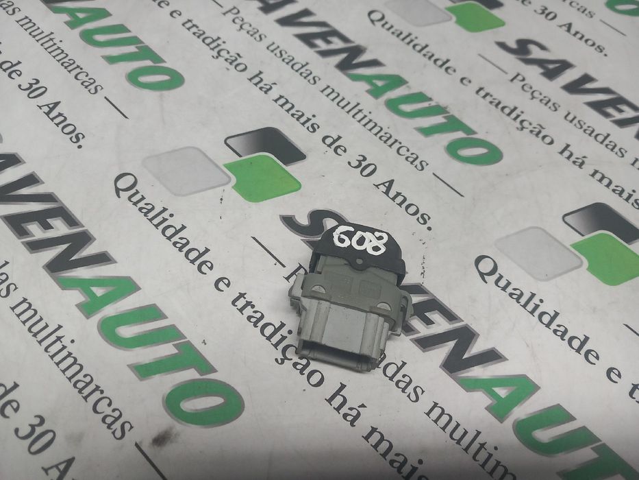 Comando / botão / interruptor vidros frente direito RENAULT Megane II