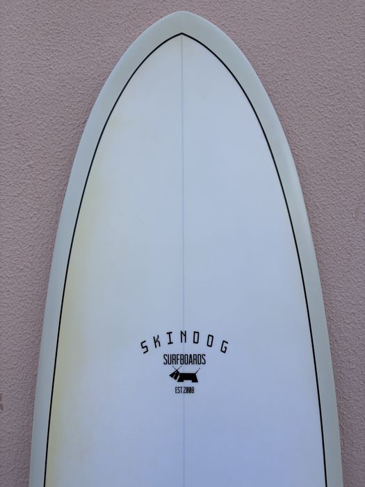Skindog Ova 7’6 thunderbolt red