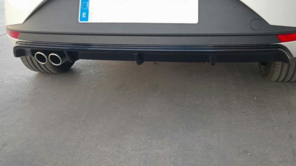 Difusor/Aba Para choques trás Seat Leon 5F 3/5 Portas