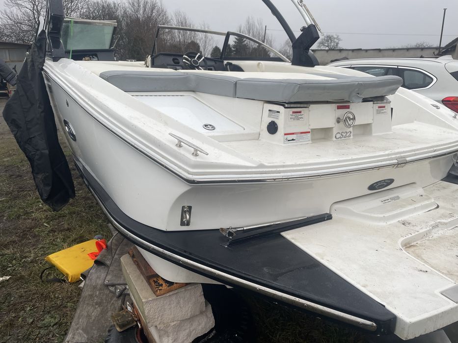 Jacht motorowy Cobalt 22CS 2021r