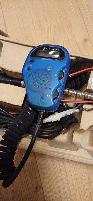 CB radio cobra 76 xtr