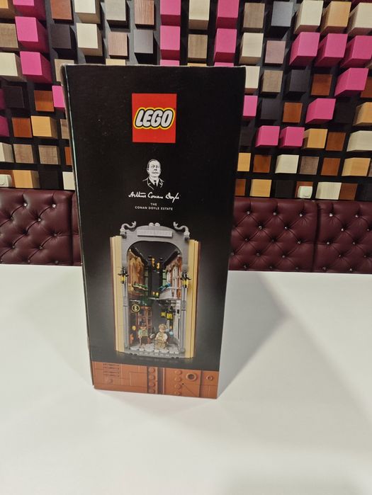 Конструктор LEGO ICONS 10351 Шерлок Холмс: Книжковий куточок