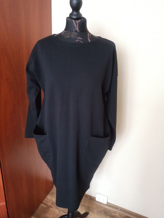 Czarna dresowa bawełniana sukienka S/M