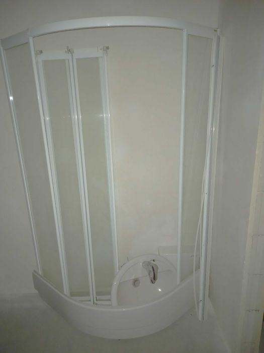 Sprzedam dobry BRODZIK i KABINĘ  prysznicową