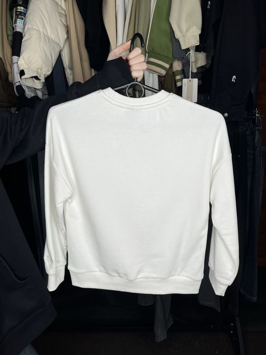 Нова кофта для дівчинки