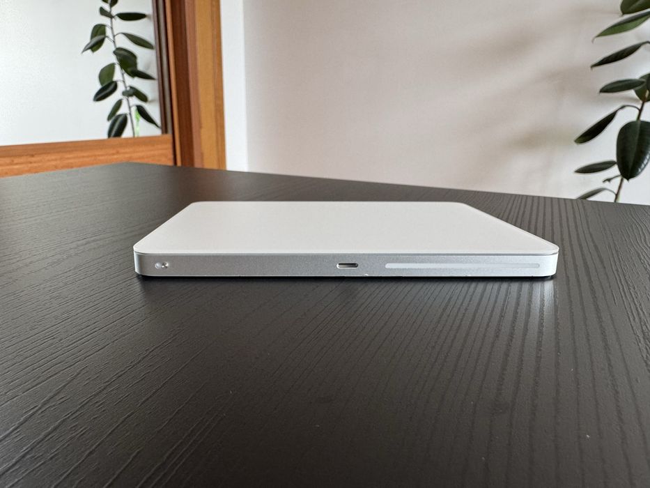 688-Apple Magic Trackpad 2021