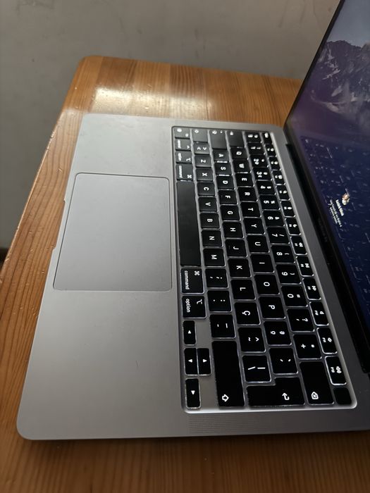 MacBook Air M1 13” (Space Grey)