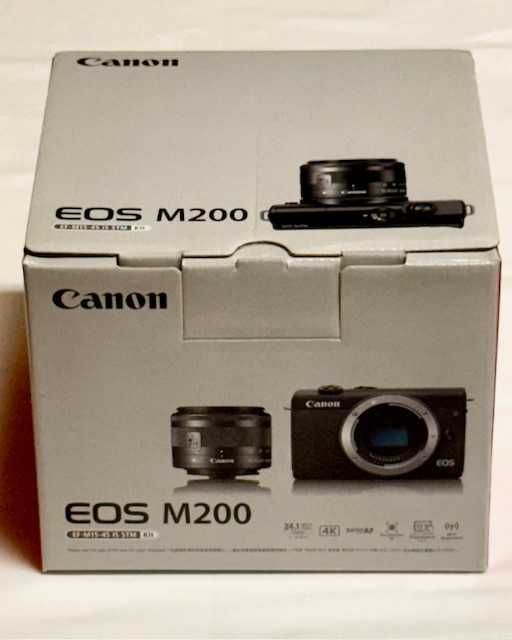 Canon EOS M200 + Kit Completo + 2 Baterias Extra + Cartão SD 8GB