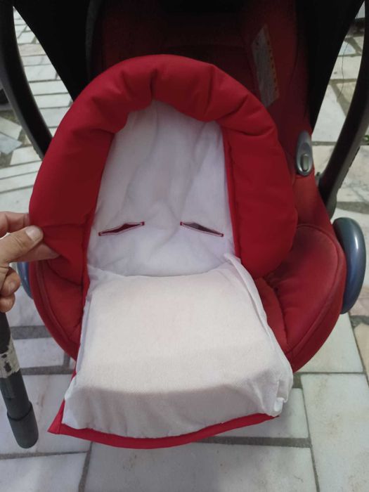 Novo preço - Carrinho de bebê Quinny com ovo Maxicosi