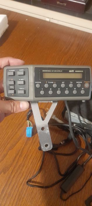 Auto radio original Honda Pan European