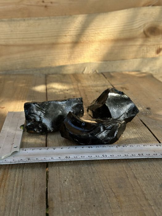 Обсидиан камінь обсидіан натуральний