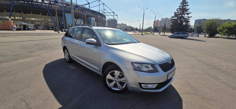 Skoda Octavia A7 Combi Elegance 2.0 TDI (150 л.с.) из Германии