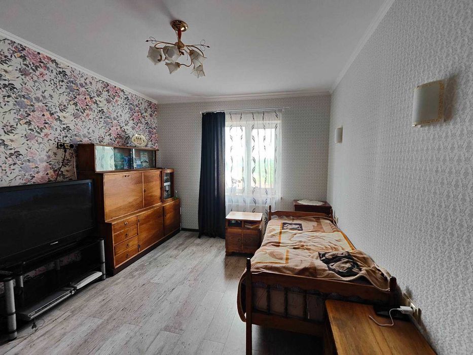 ПРОДАм будинок селище Сонячне