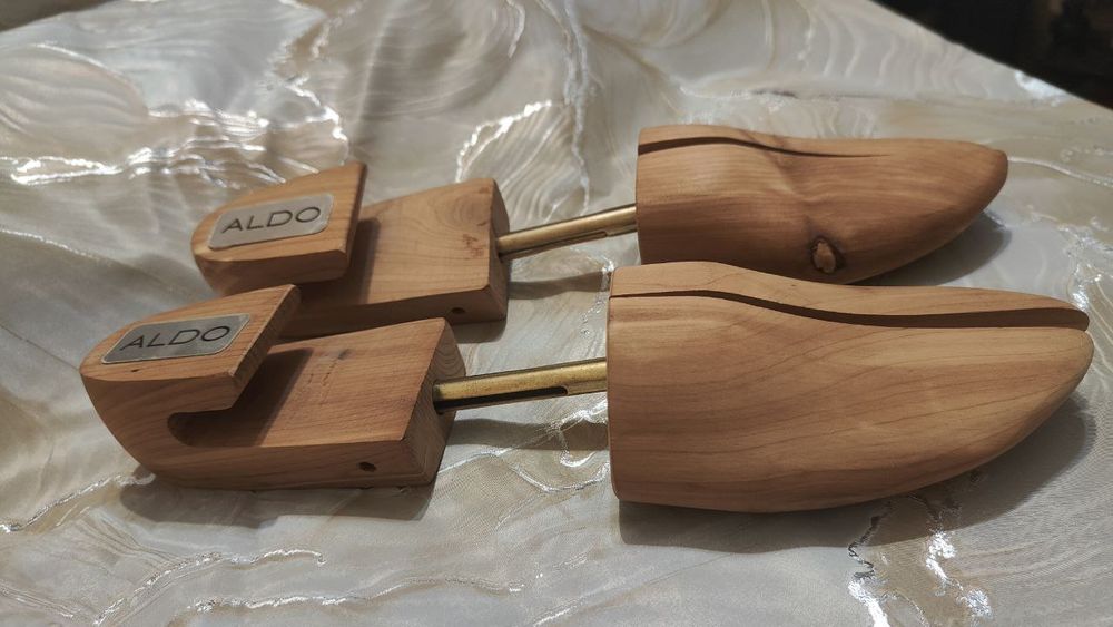 Обувные колодки Aldo из кедрового дерева,