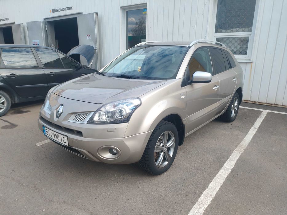 Renault Koleos Bose 2.5i CVT 4WD