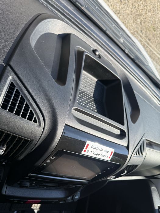 Peugeot Boxer 2023 пасажир 8+1