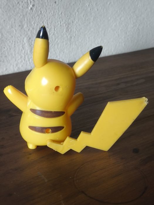 Figura/Boneco Pikachu (Pokémon)