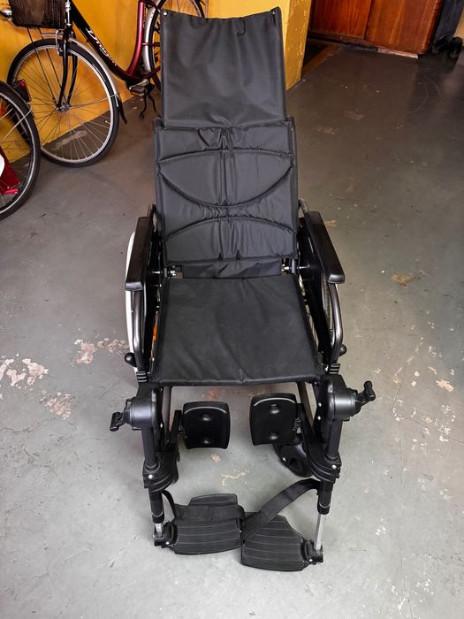 Wózek inwalidzki specjalny D200 30° Vermeiren