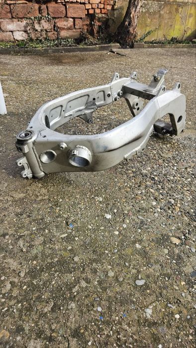 kawasaki zx - купить раму, кронштейны и маятники на мото - Цена на