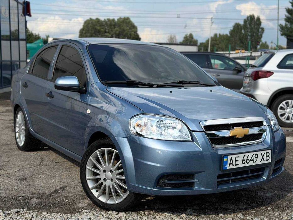 Продам Chevrolet Aveo 2006 С газом и кондером