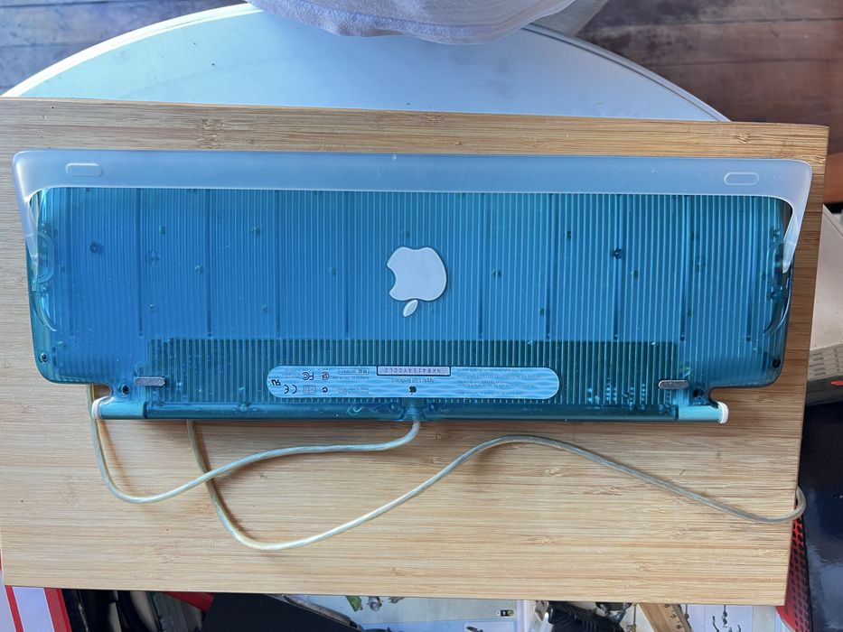 Teclado Maquintosh M2452