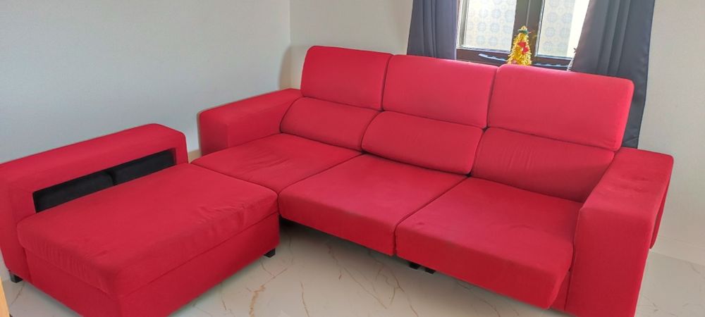 Sofá chaise lounge vermelho
