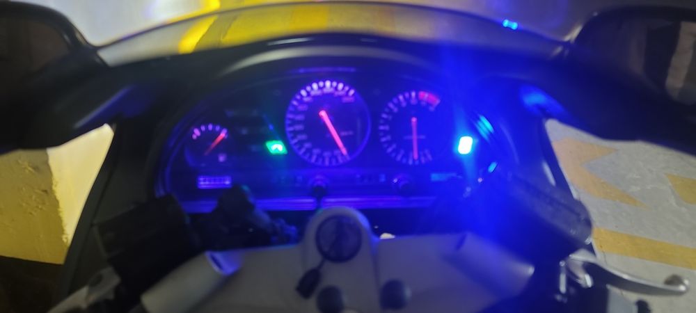 Mota Yamaha GTS 1000