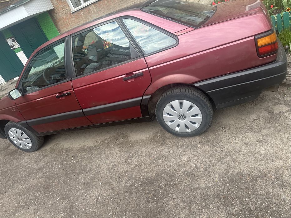 Продам Фольцваген Пассат Б3