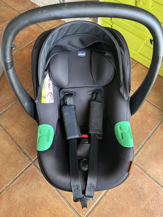 Cadeira Auto CHICCO PUERICULTURA Kiros i-Size Black c/Base