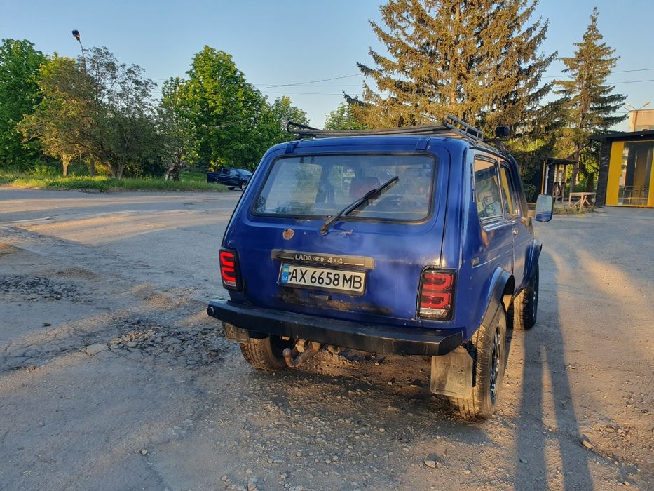 Нива 4×4 1,7  2007год