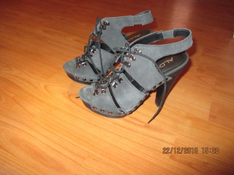 Buty Aldo sandały na platformie 38
