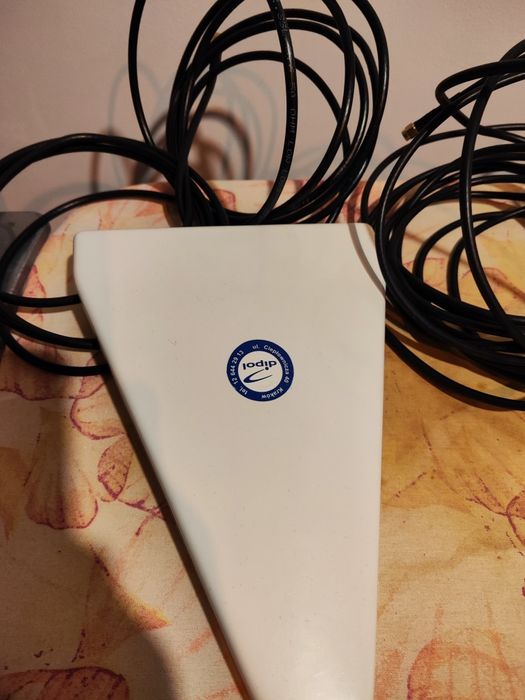 Profesjonalna antena ATK-LOG ALP LTE

5m przewodu + wtyk SMA

800-3000MHz