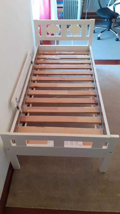 Cama criança 70x160cm com estrado e colchão espuma