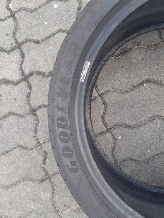 Pneus Goodyear Eagle F1 225/40/18