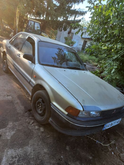 Авто митсубиси галант