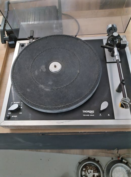 Gira discos Thorens 145 mk3