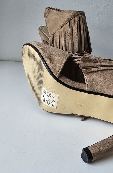 j.nowe Buty Sabatina rozm.35